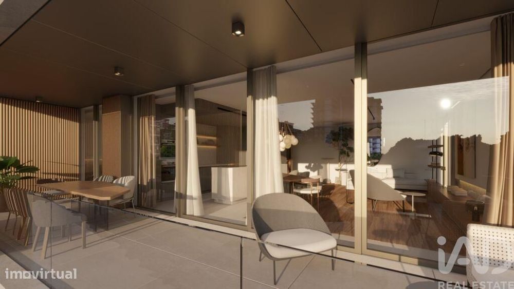 Apartamento T3 em São Martinho de 178,00 m2