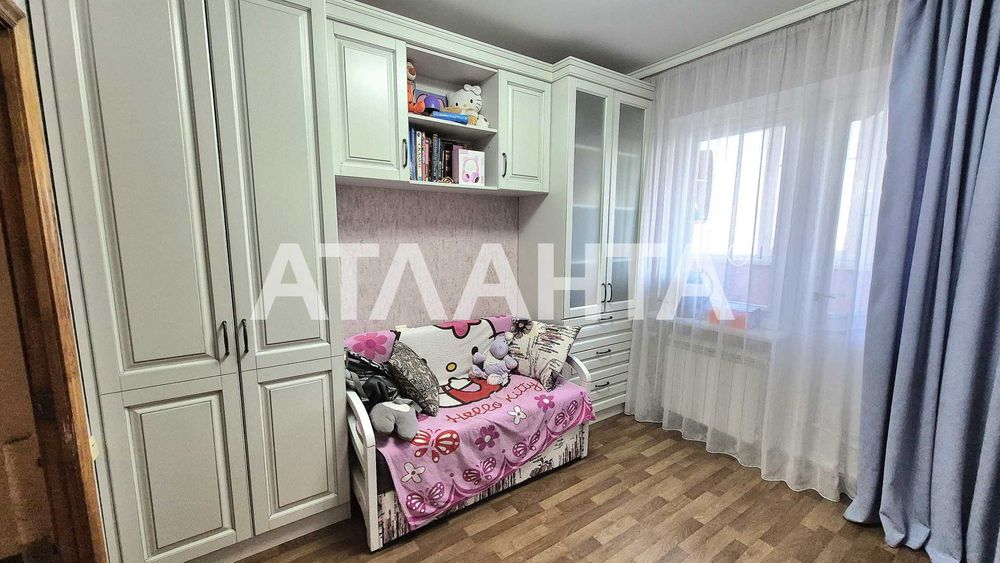 4-кімнатна квартира 85 м² з ремонтом та меблями. пр-т Князя Володимира Великого