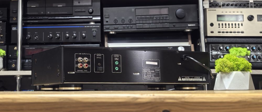 CD програвач Kenwood DP-4030