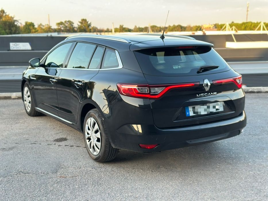 Renault Mégane 1.5 Blue dCi 115cv EDC | Automático | Impecável