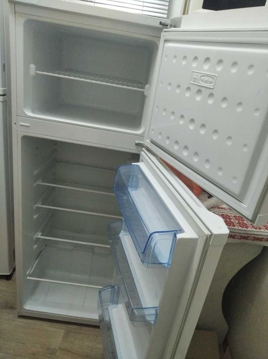 Холодильник в гарному стані
