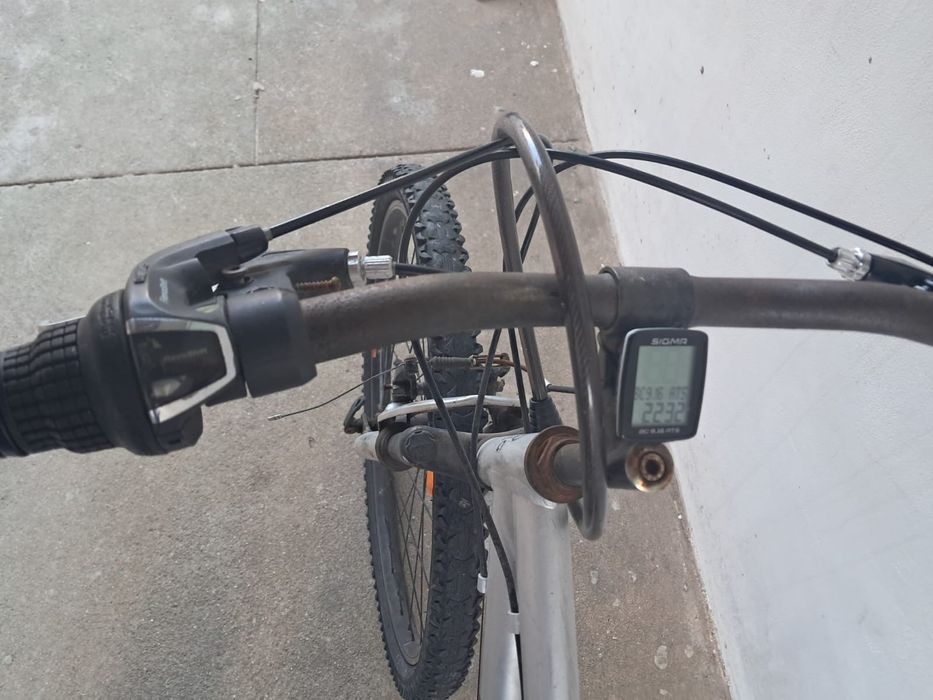 Bicicleta usada em bom estado