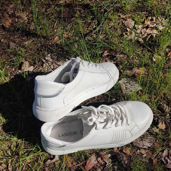 Półbuty Lasocki 100% skórzane 37 r