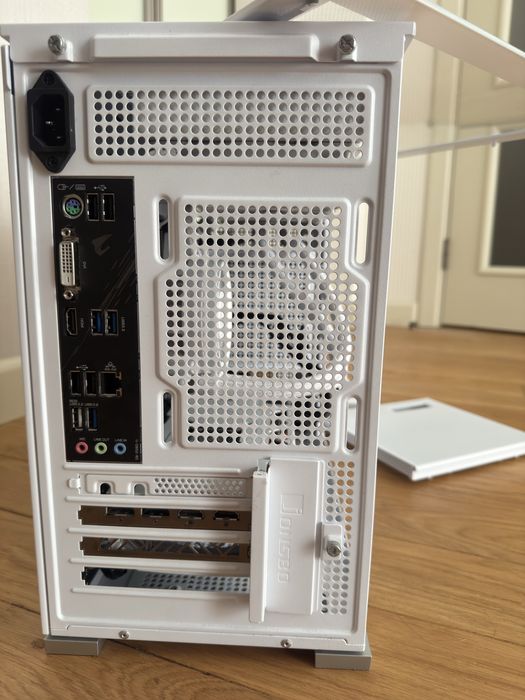 Потужний Ігровий компʼютер ПК White Edition / Ryzen 7 5700X3D / RX 7800 XT 16GB / 1TB SSD