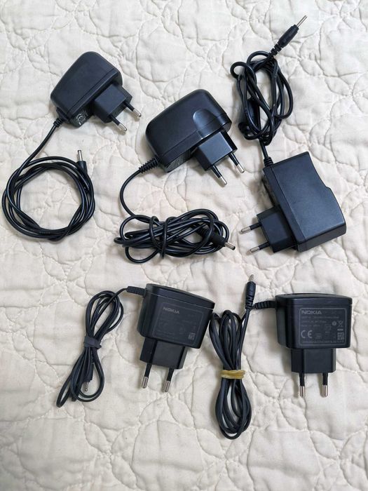 Зарядні пристрої/блоки живлення 5 шт. одним лотом Nokia