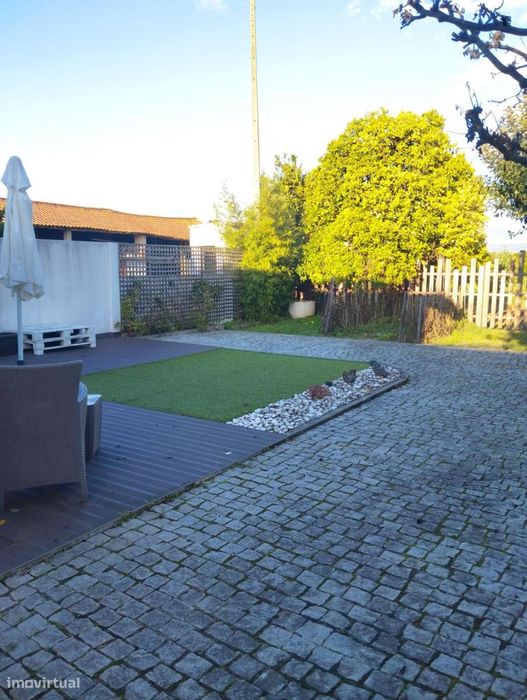 Casa com 2 quartos - localizado em Coimbra