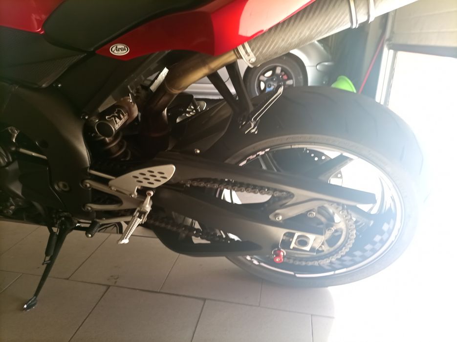 Vendo Yamaha r1 e bom estado