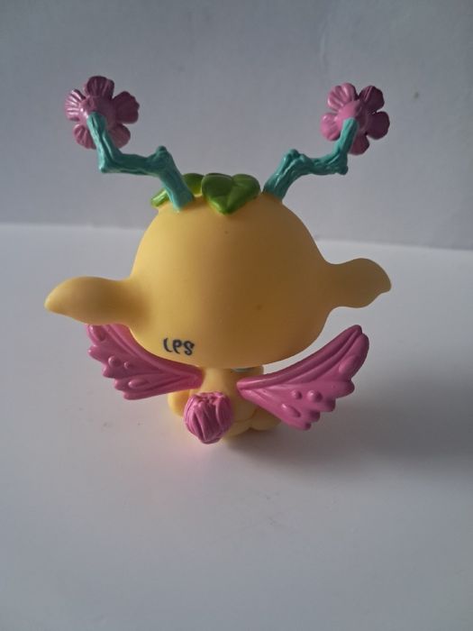 Littlest pet shop lps