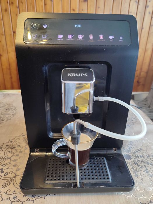 Ekspres do kawy marki Krups E89