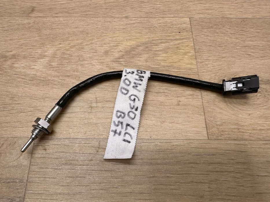 czujnik temperatury spalin bmw g30 g31 8576316 oryginał