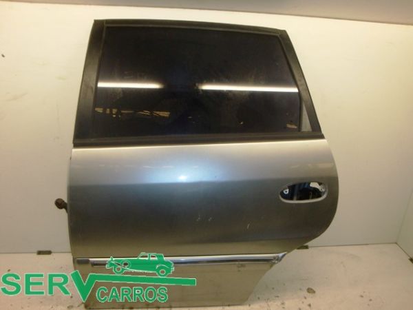 Porta trás esquerda KIA Carens II (FJ)