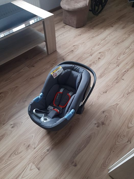 Fotelik samochodowy nosidełko Cybex