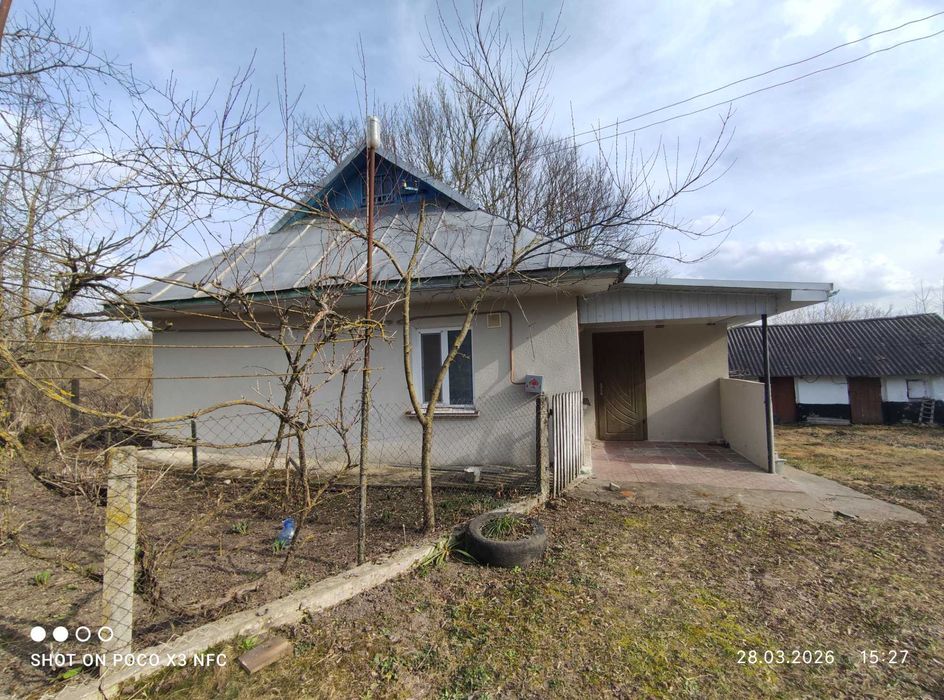 Продам будинок в селі Буглів