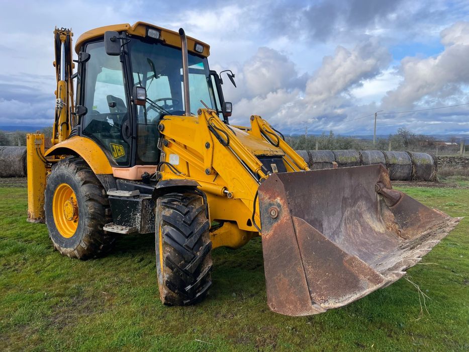 Retroescavadora  jcb