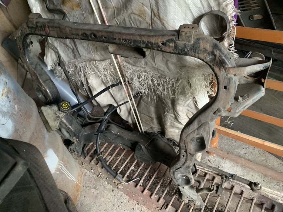 Подрамник форд мондео мк2 рейка вакум гитара трапеция печка глушитель