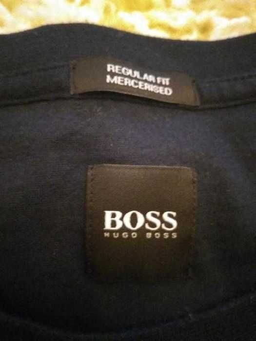 Брендовий чоловічий реглан Hugo Boss
