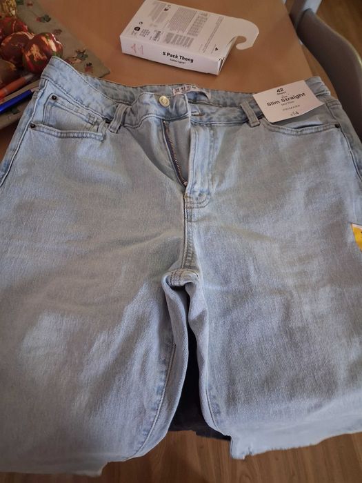 Vendo 2 pares de calças novas
