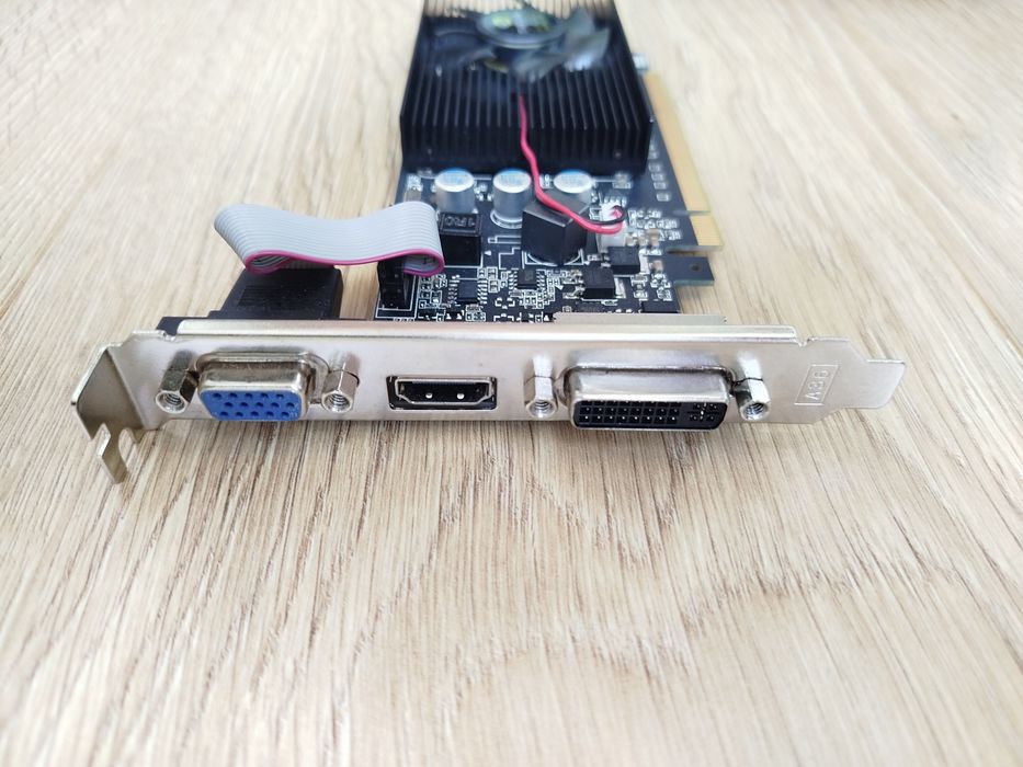 Відеокарта нова!NVIDIA GeForce GT 610/ 2GB DDR3/HDMI, DVI та VGA