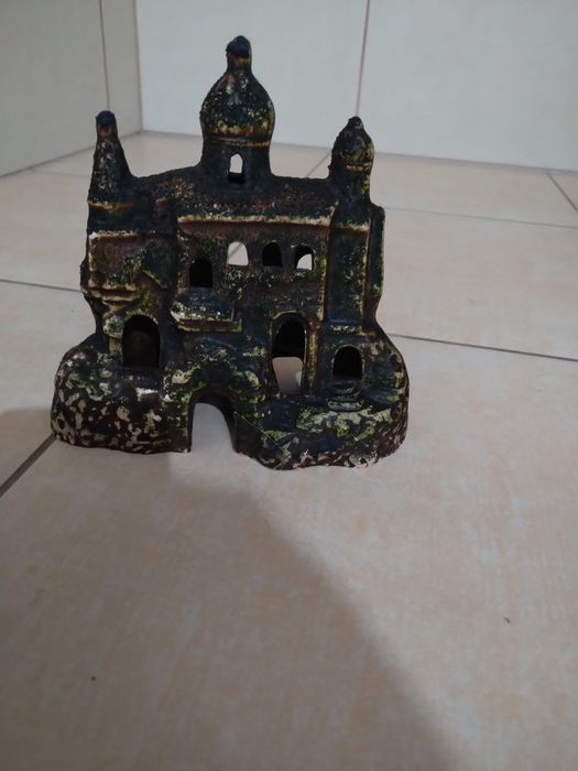 Ozdoba do akwarium zamek