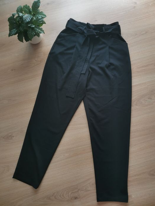 Spodnie damskie z wysokim stanem