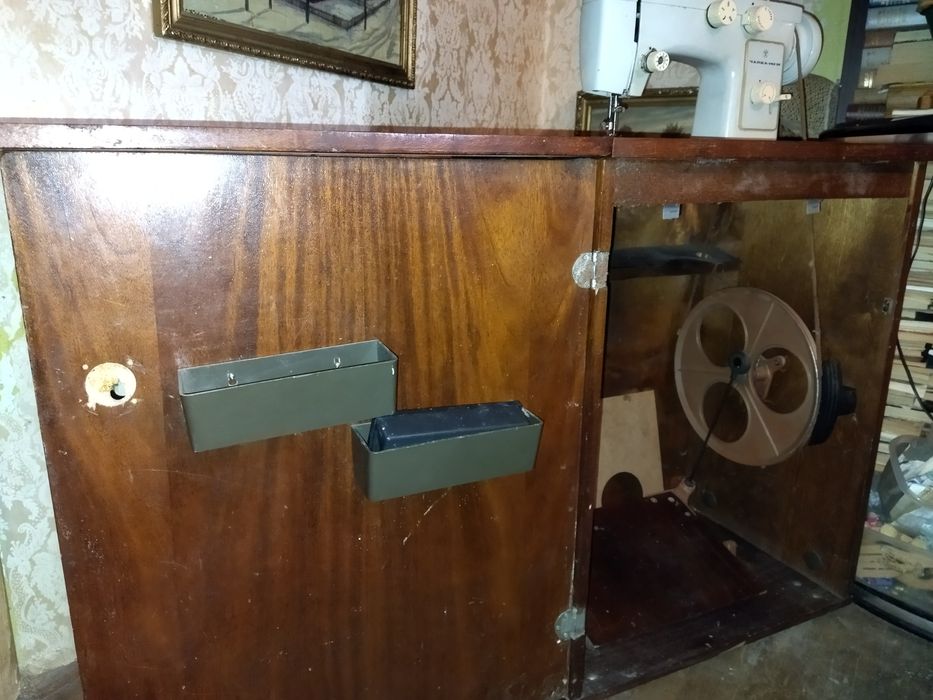 Швейна машинка Чайка 142 м