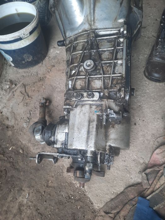 Задня Ляда шевроле нива