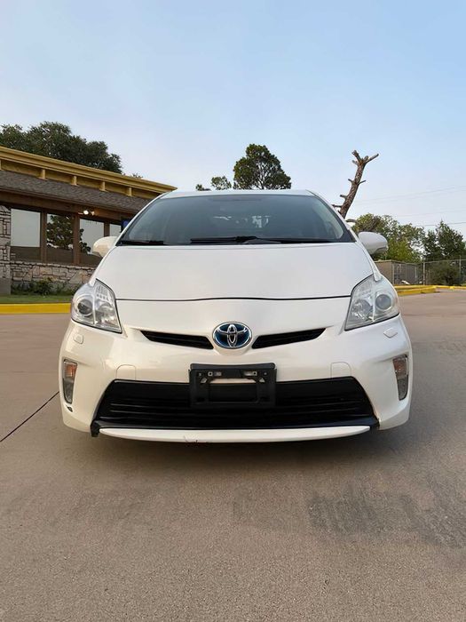 Toyota Prius Persona Series      2015
