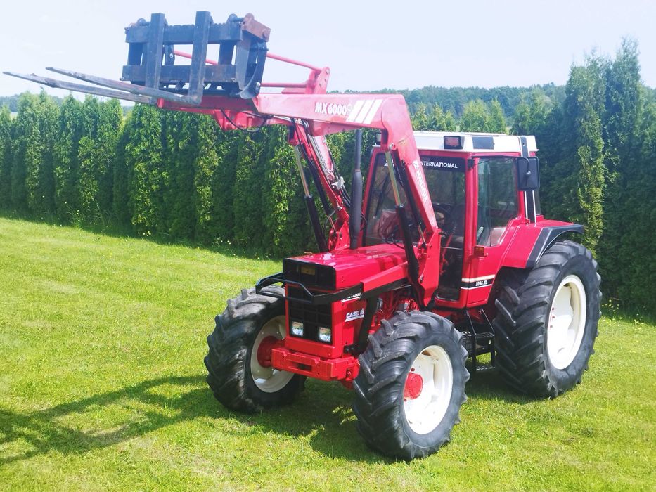 Ciągnik Case International 1056xl