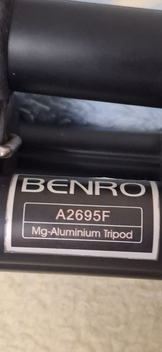 TRIPE BENRO A2695F Aluminio  com cabeça SILK