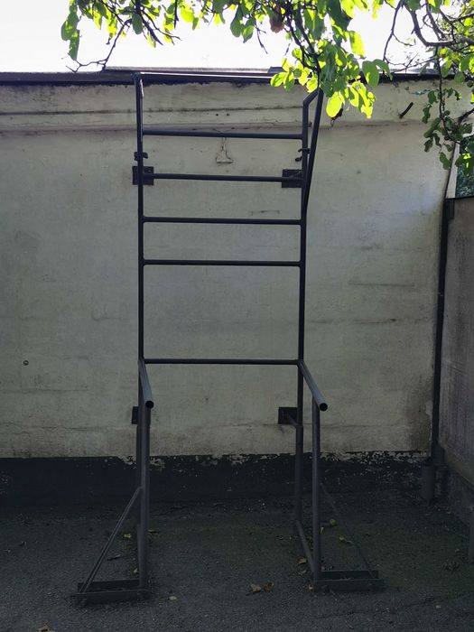 Турнік вуличний вживаний