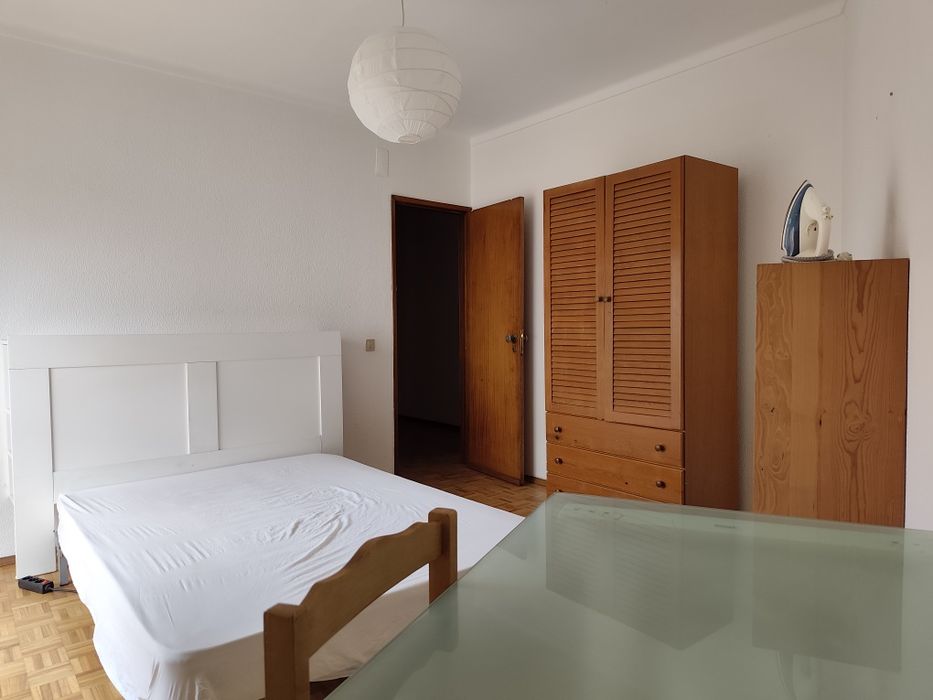 Quarto para estudante ou professor