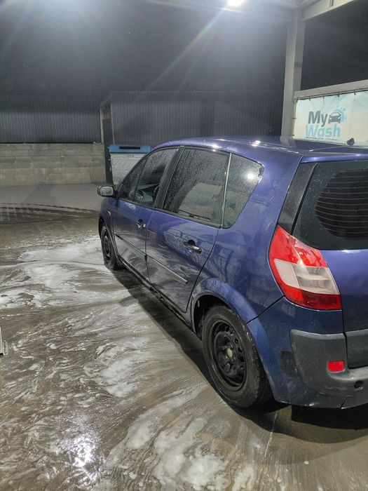 Продам Рено Меган Сценік 2