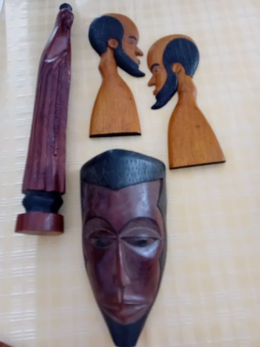 Peças em africana.