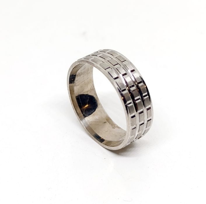 Obrączka grawerowana rozmiar 18 srebro 925