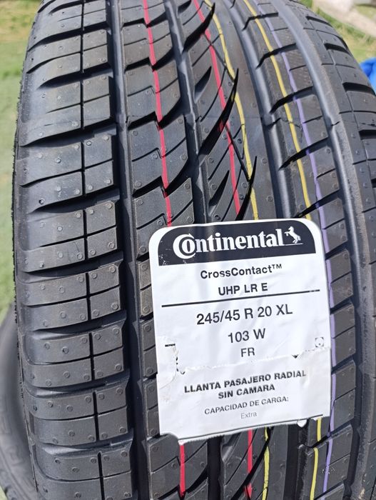 Pneus novos 245/45/r20