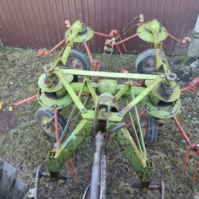 Przewrcarka CLAAS Zgrabiarka pająk przetrząsarka grabarka Pottinger