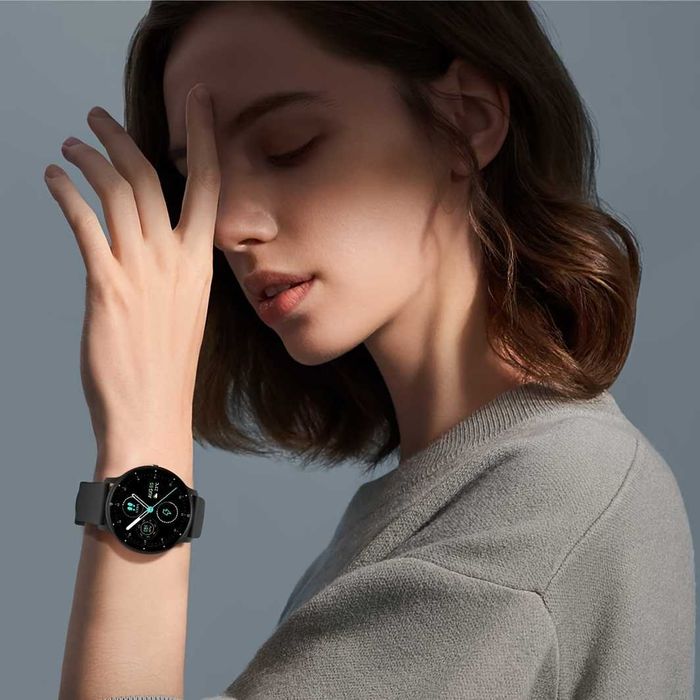 Nowoczesny smartwatch SMART