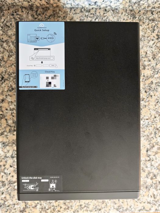 NAS QNAP TVS-682512893822646374406