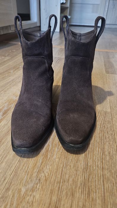 Жіночі замшеві казаки