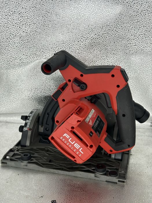 Пила дискова занурювальна акумуляторна MILWAUKEE M18 FPS55