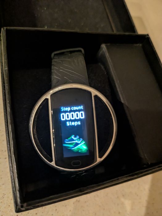 Smartwatch damski Garett Nicole srebrny