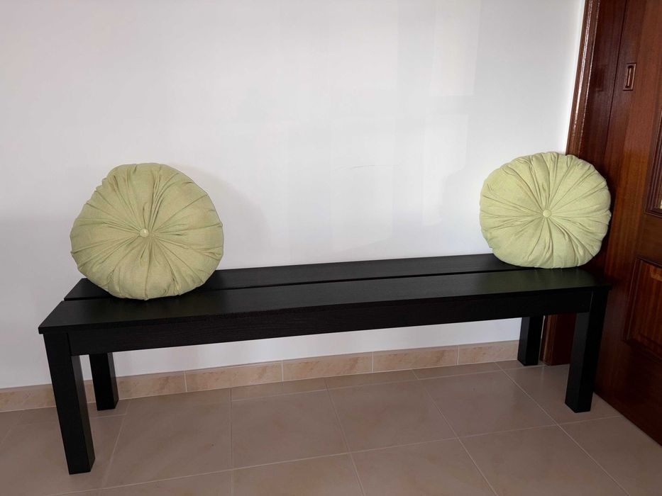 Mobília de Sala IKEA – Mesa Extensível, Cadeiras, Banco, Aparador e Módulo TV (Possibilidade de venda em separado)