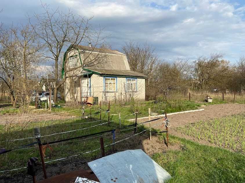 Гарна дача за Благодатним