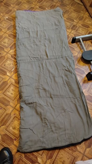 Спальний мішок вживаний