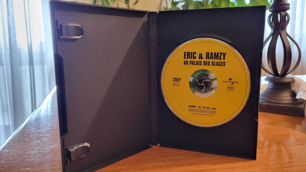 Vendo DVD Humor "ERIC & RAMZY Au Palais des Glaces", Edição Francesa !