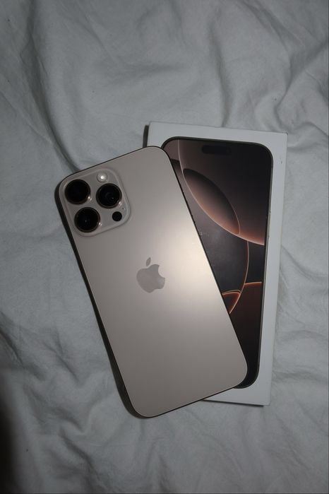 iPhone 16 Pro Max 256GB Desert Titanium nano‑SIM / eSIM