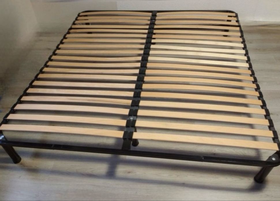 Продам каркас ламельний на ніжках. Під матрац 180*200