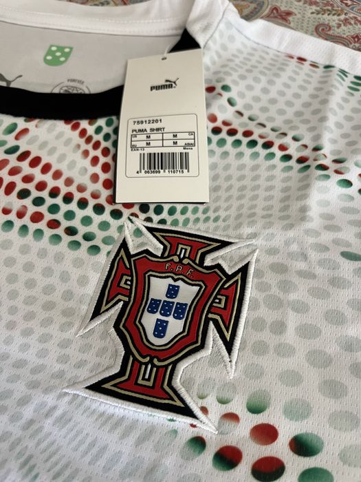 Camisola de futebol de Portugal 2025
