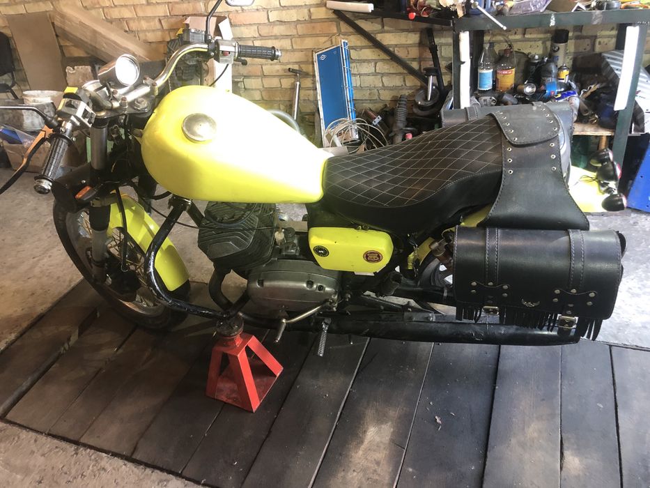 Кастомний мото на базі Cezet 350