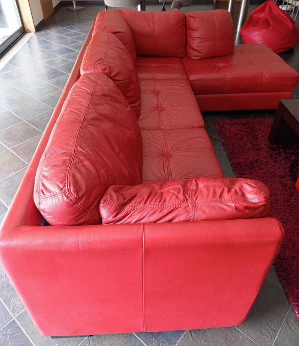 Sofá com chaise longue